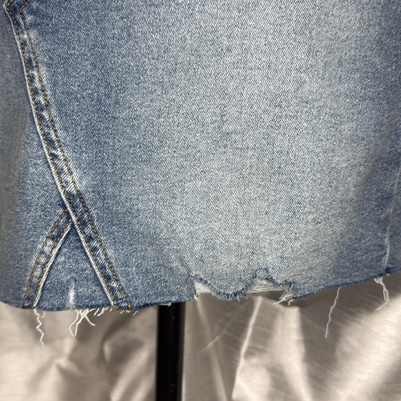 Maurices Denim Distressed Faded Button Fly Women’s 0 Stretch Jean Mini Skirt - Picture 6 of 10